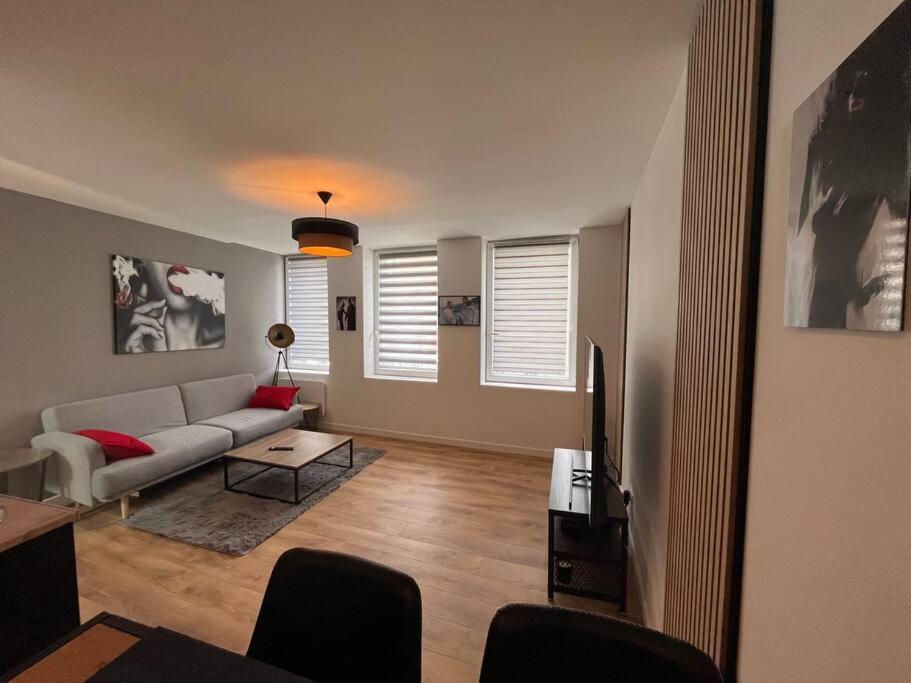 Apartmán Voyage En Duplex En Hyper Centre Valenciennes Exteriér fotografie