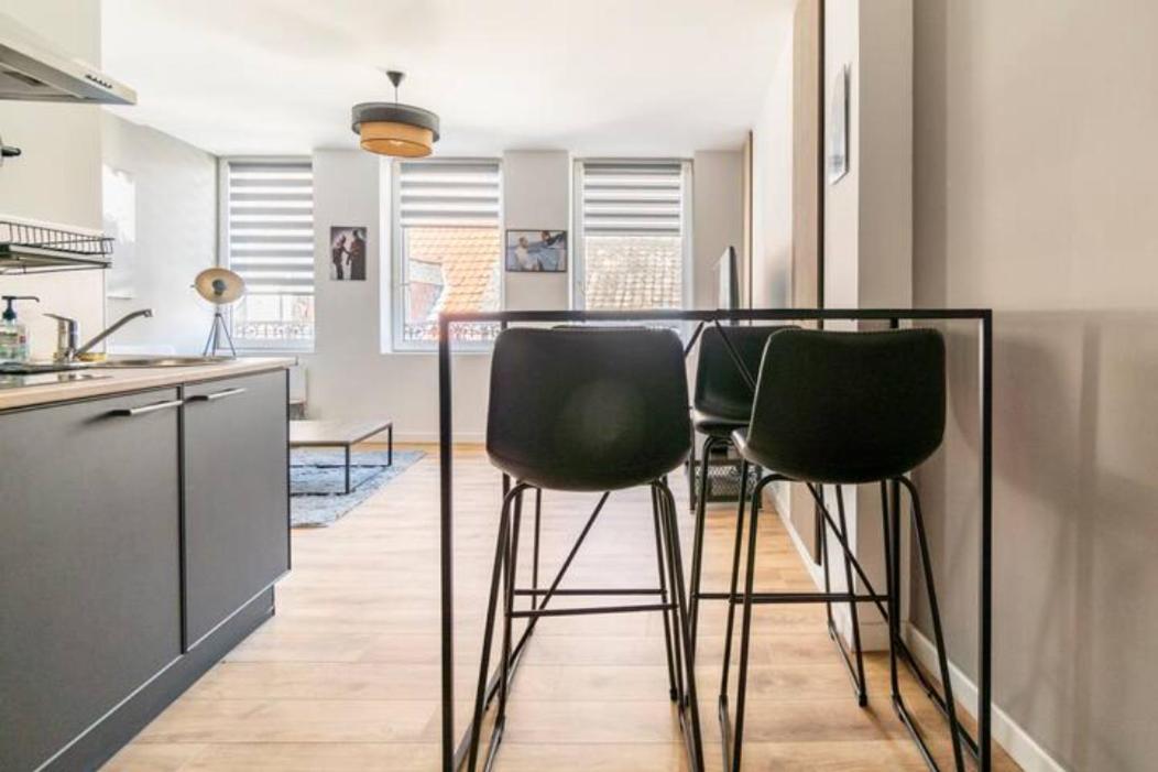 Apartmán Voyage En Duplex En Hyper Centre Valenciennes Exteriér fotografie