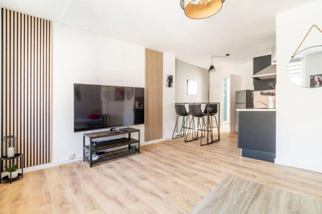 Apartmán Voyage En Duplex En Hyper Centre Valenciennes Exteriér fotografie