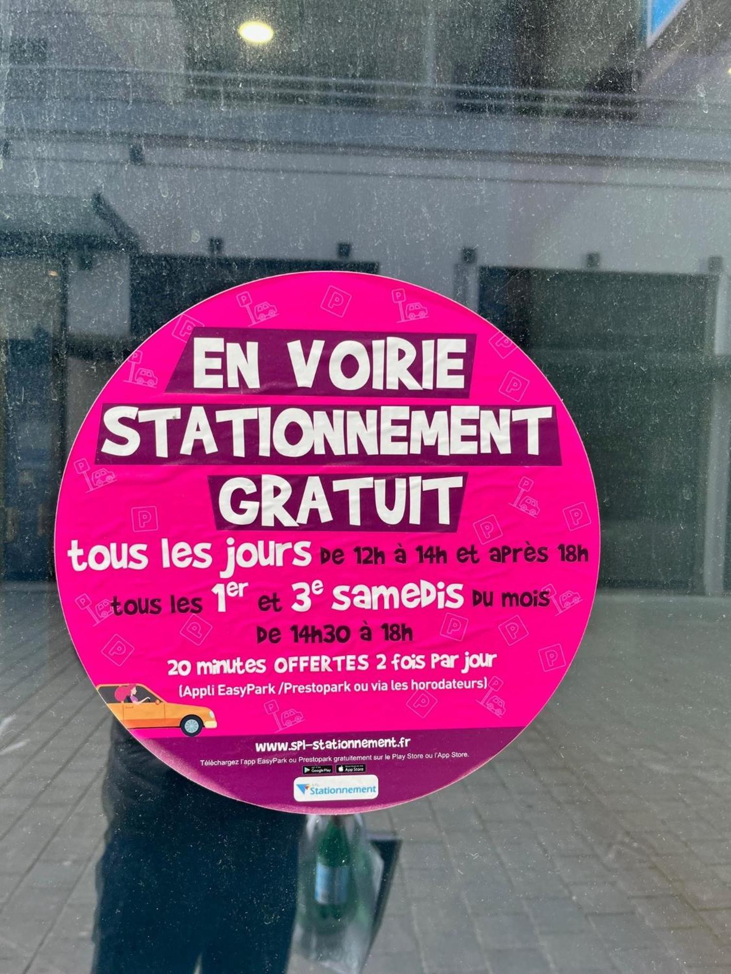 Apartmán Voyage En Duplex En Hyper Centre Valenciennes Exteriér fotografie
